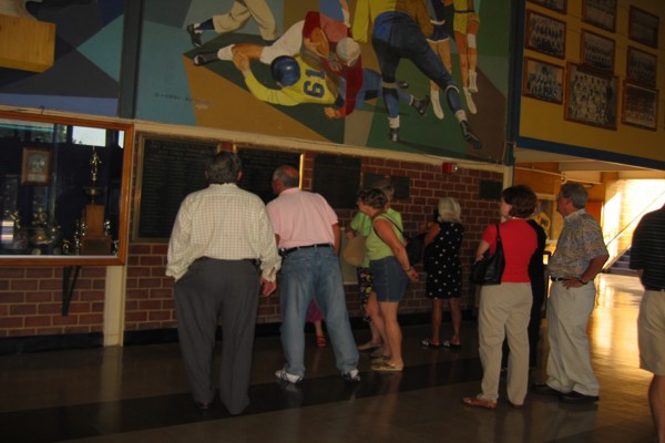 ../image/joan's reunion,bhs mural 9,2005 054.jpg